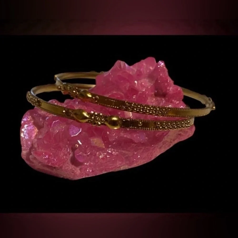 Vintage Costume Gold Tone Childs Bracelets #7678 you get both